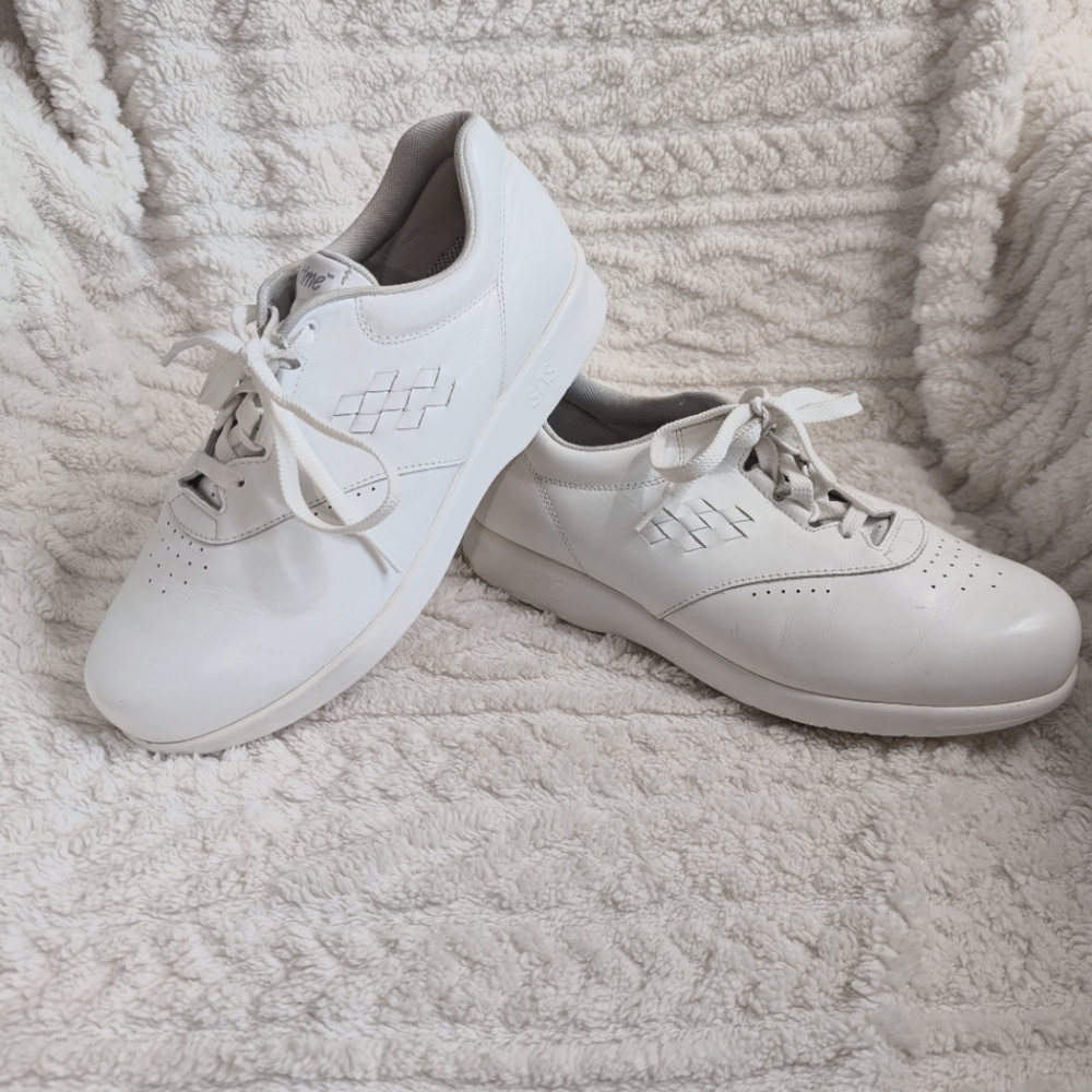 SAS 9w White Leather Freetime Sneakers 90s Vibe!